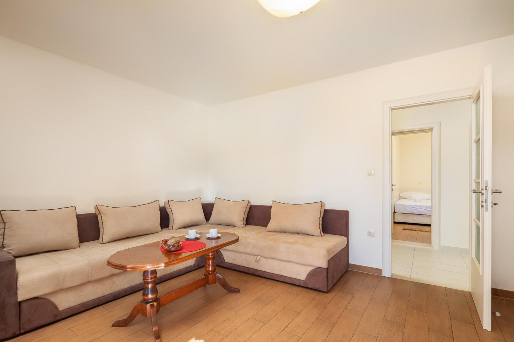 Filip Apartments - Free Parking By The House マカルスカ エクステリア 写真